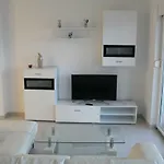 Omazic Apartment *
