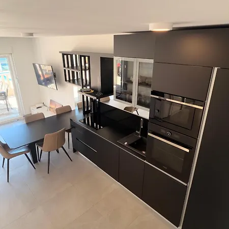 Apartament Omazic *