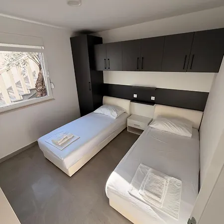 Apartament Omazic