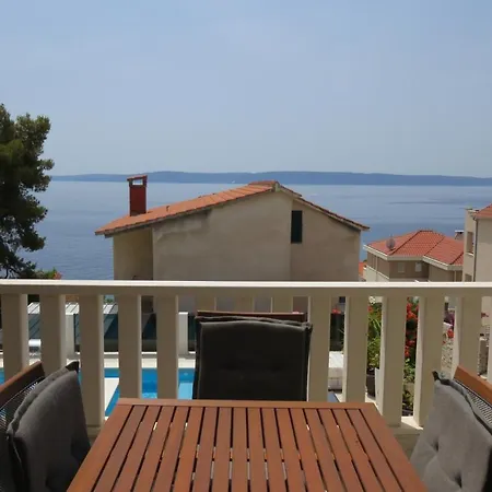 Omazic Apartment